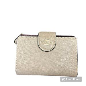COACH Medium Corner Zip Wallet Cross grain Leather in Taupe
